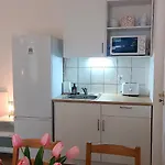 Хостел Goodmo Smart *