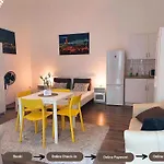 Хостел Goodmo Smart *