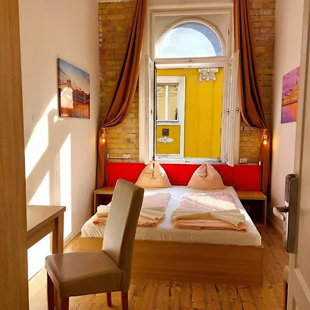 Hostal Goodmo Smart Budapest
