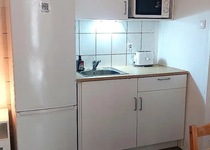 Goodmo Smart 旅馆 *