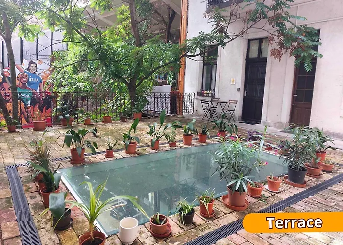 Goodmo Smart 旅馆 *