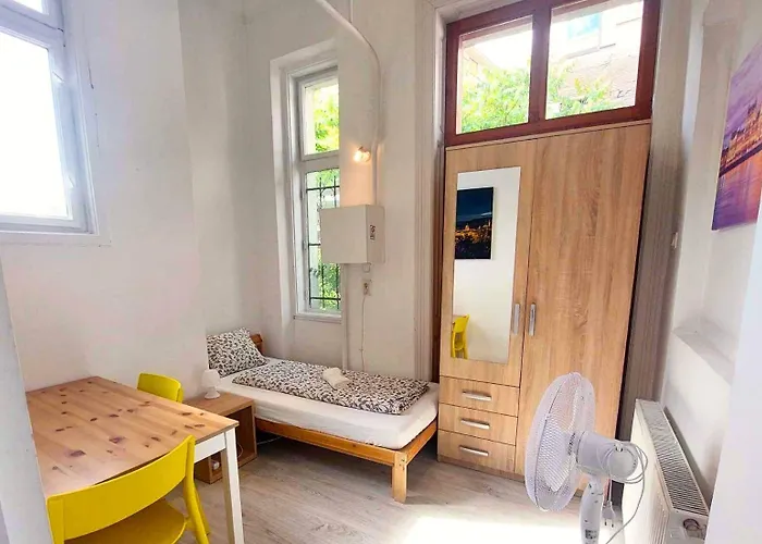 旅馆 Goodmo Smart *