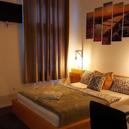 Goodmo Smart & Suits & Aparts * Budapest