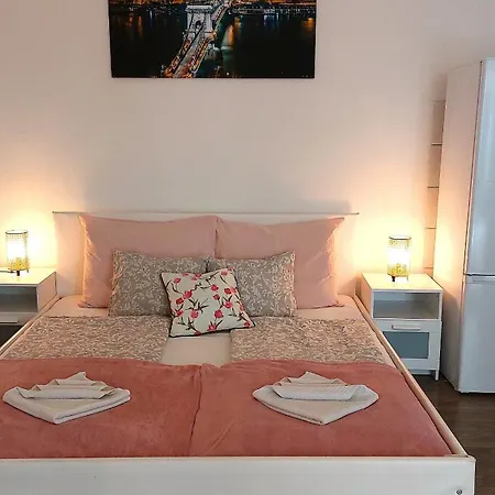 Goodmo Smart & Suits & Aparts * Budapest