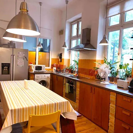 Ostello Goodmo Smart *