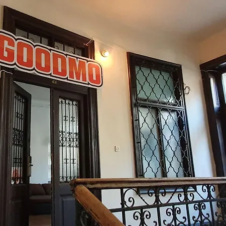 بيت ضيافة Goodmo Smart *