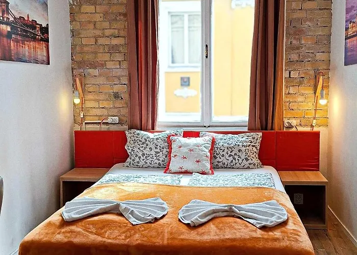 Goodmo Smart Hostal *