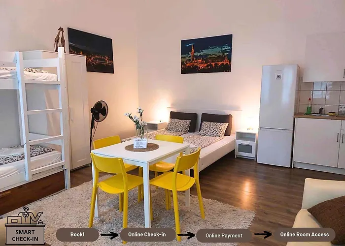 Hostal Goodmo Smart
