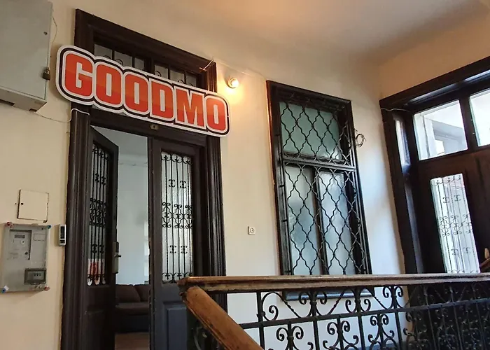 Hostal Goodmo Smart *