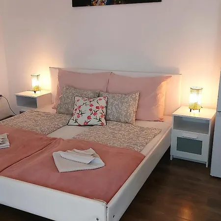 Goodmo Smart * Budapesta