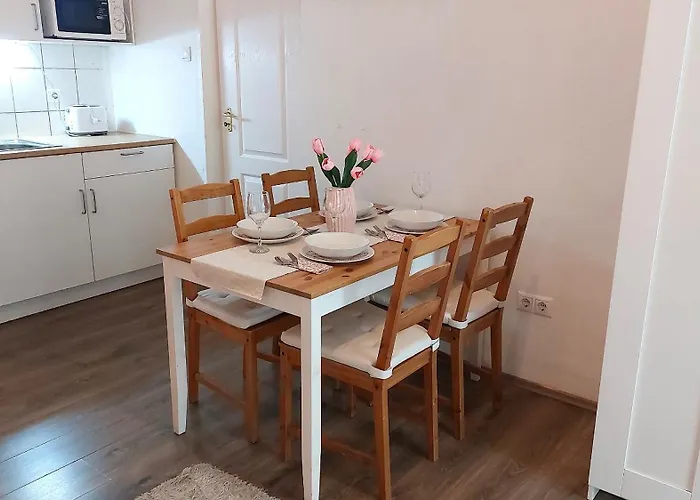 Goodmo Smart Hostel